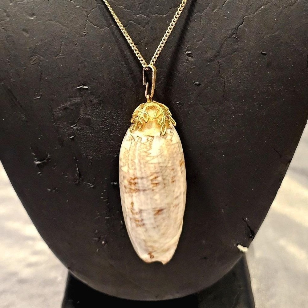 Vintage Natural Olive Shell Pendant Necklace Gold Tone Filigree Coastal Boho